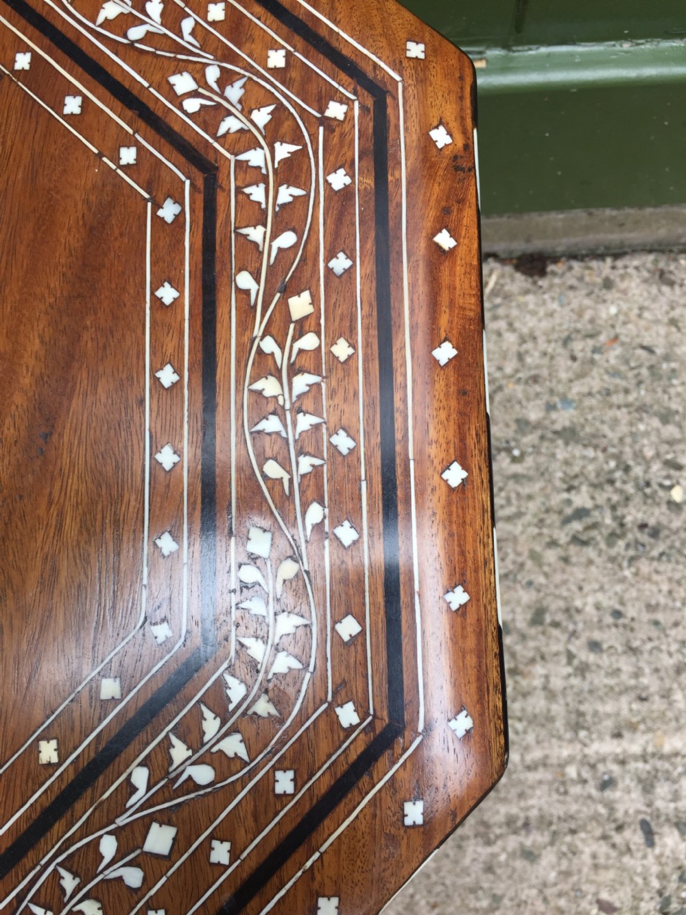 Late C19th Anglo-Indian Hoshiarpur ivory inlaid octagonal shisham table. View VII