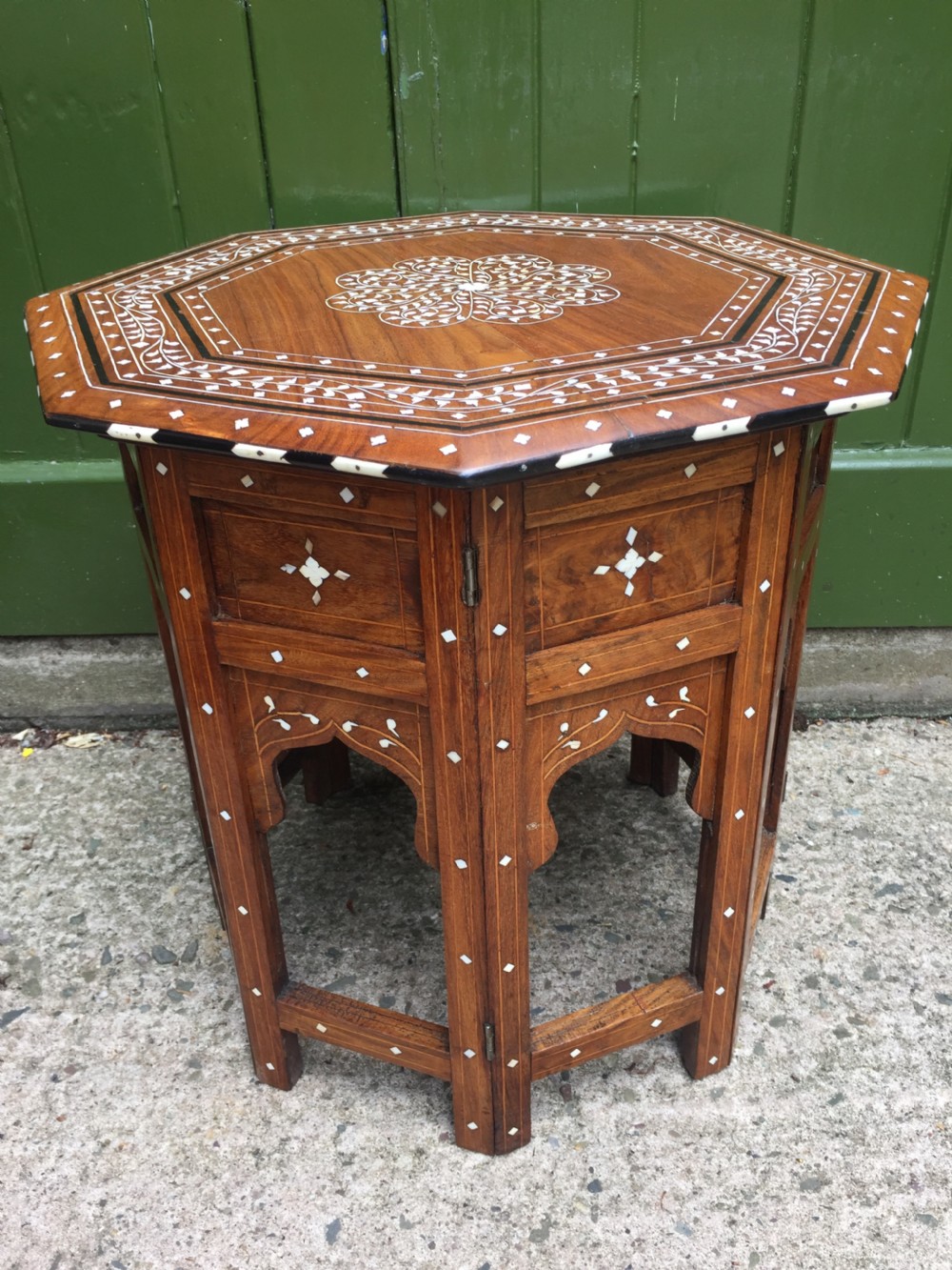 Late C19th Anglo-Indian Hoshiarpur ivory inlaid octagonal shisham table. View VIII