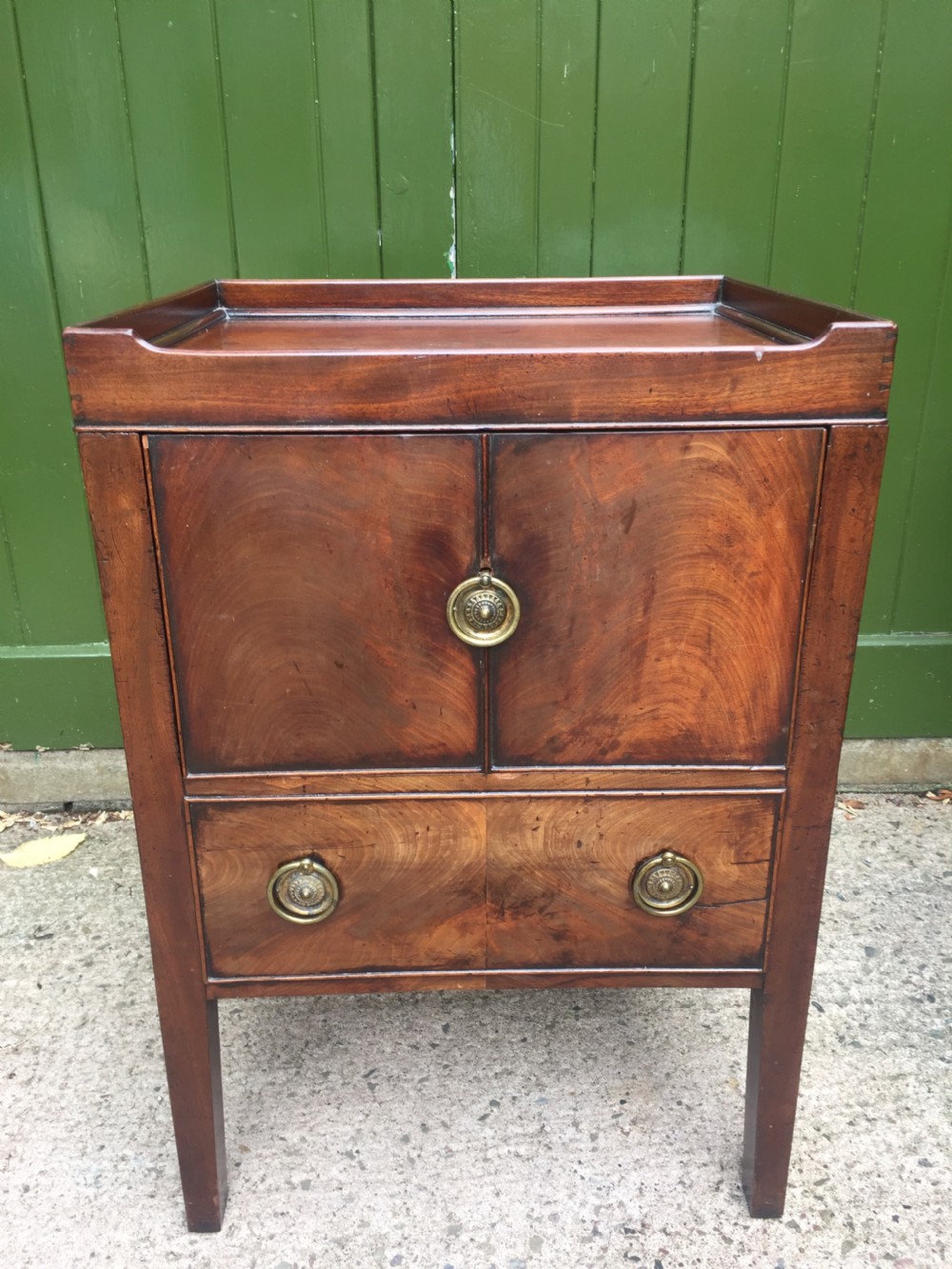 Late C18th George III period tray-top bedside cupboard or night table . View XI