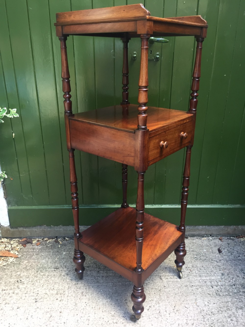 Early C19th George IV period mahogany etagere. View III