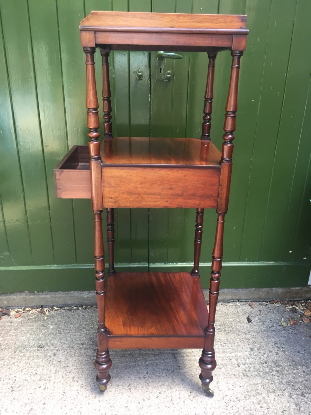 Early C19th George IV period mahogany etagere. View VI