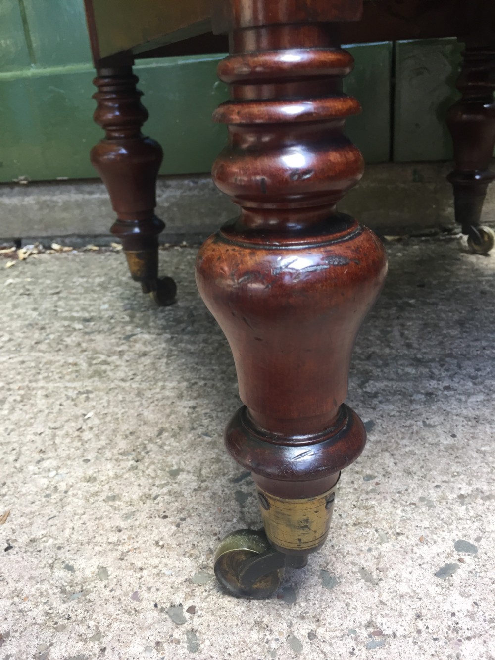 Early C19th George IV period mahogany etagere. View IX