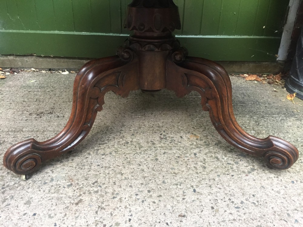Mid C19th Victorian period figured rosewood circular centre or breakfast table on cabriole support base. View VII