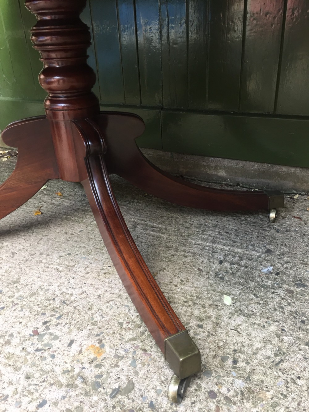 Early C19th Regency period mahogany rectangular breakfast or dining table. View V