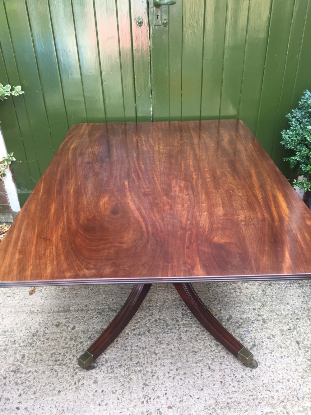 Early C19th Regency period mahogany rectangular breakfast or dining table. View VI