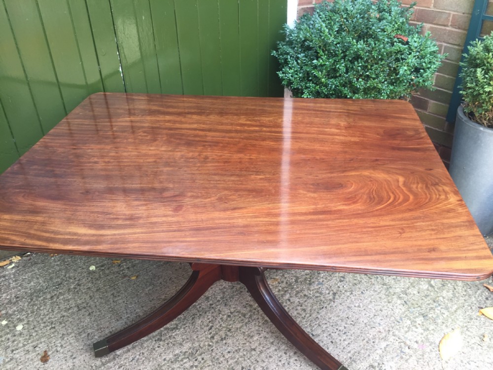 Early C19th Regency period mahogany rectangular breakfast or dining table. View X