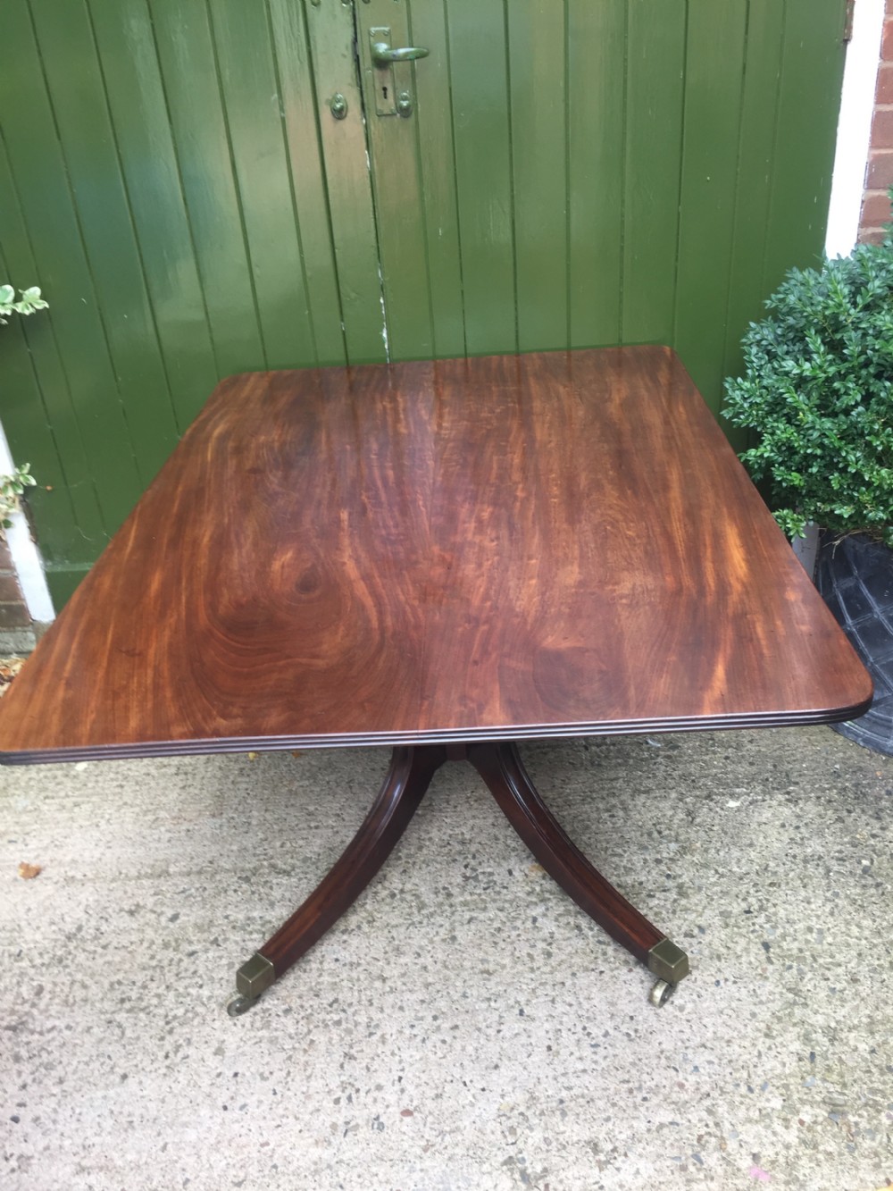 Early C19th Regency period mahogany rectangular breakfast or dining table. View XIV