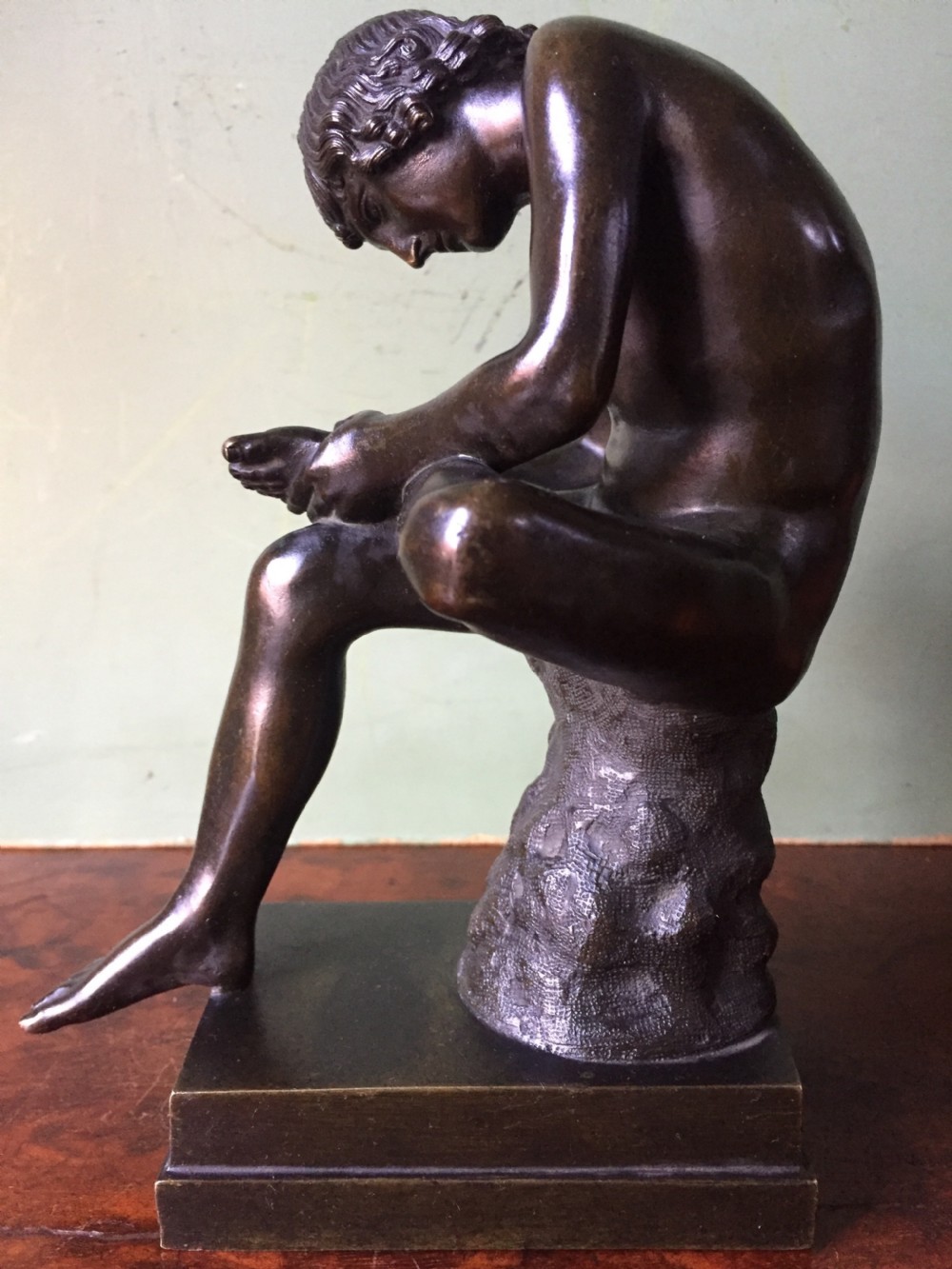 Late C19th Italian bronze 'Grand Tour' souvenir sculpture, after the antique, 