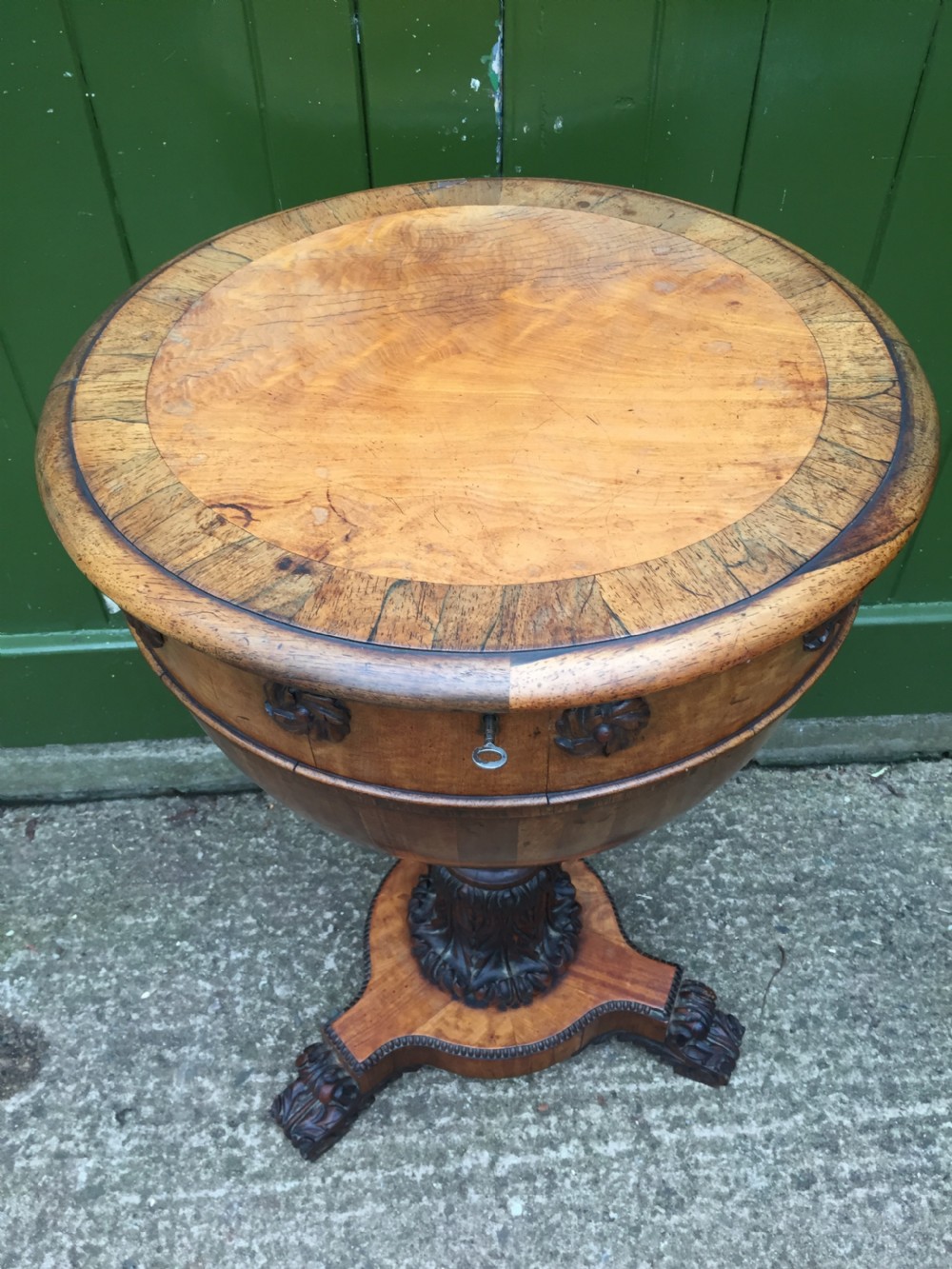 Fine quality early C19th George IV period rosewood and satinwood sewing or work table of unusual form . View III