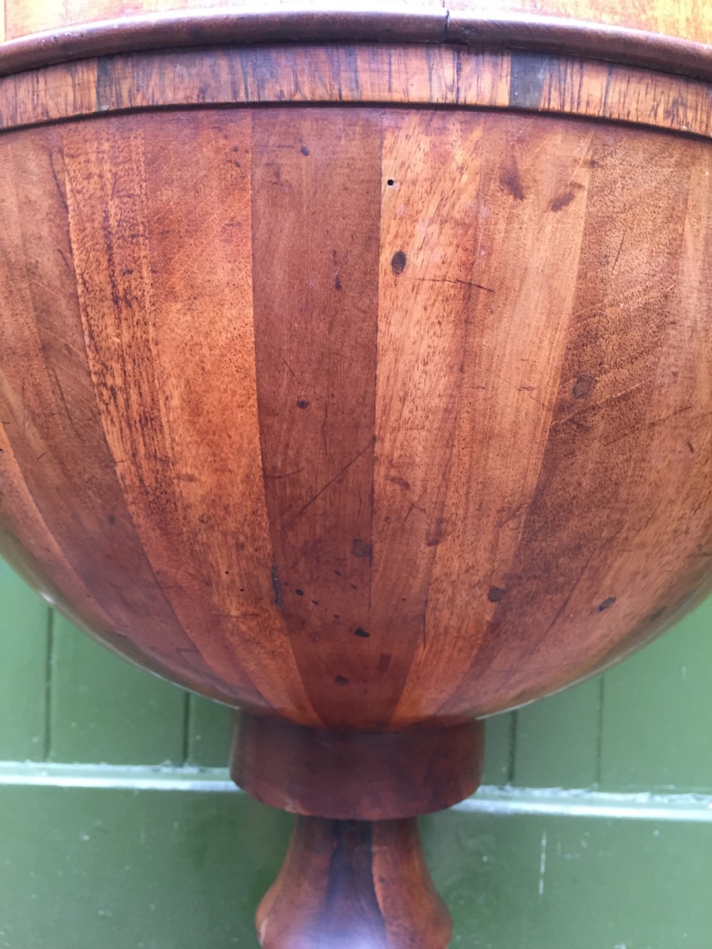 Fine quality early C19th George IV period rosewood and satinwood sewing or work table of unusual form . View VIII