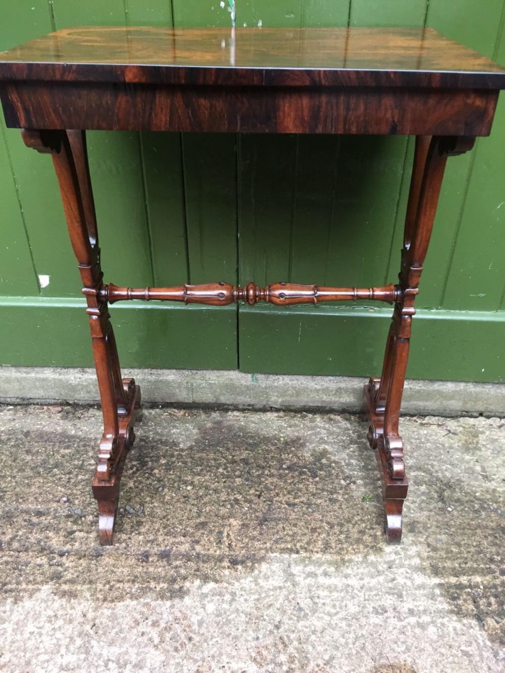 Smart early C19th George IV period rosewood lamp table on a carved base. View XV