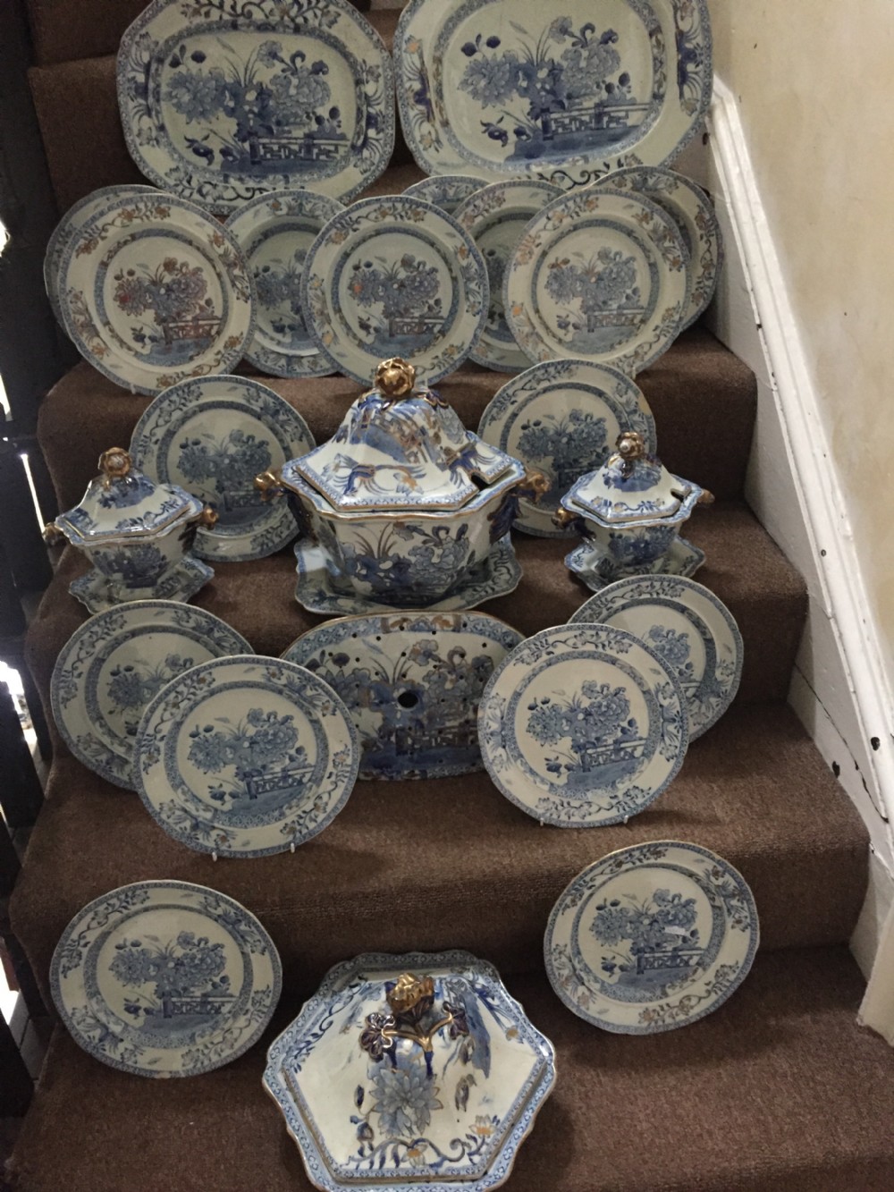 Highly decorative mid C19th Mason's Ironstone china part dinner service.