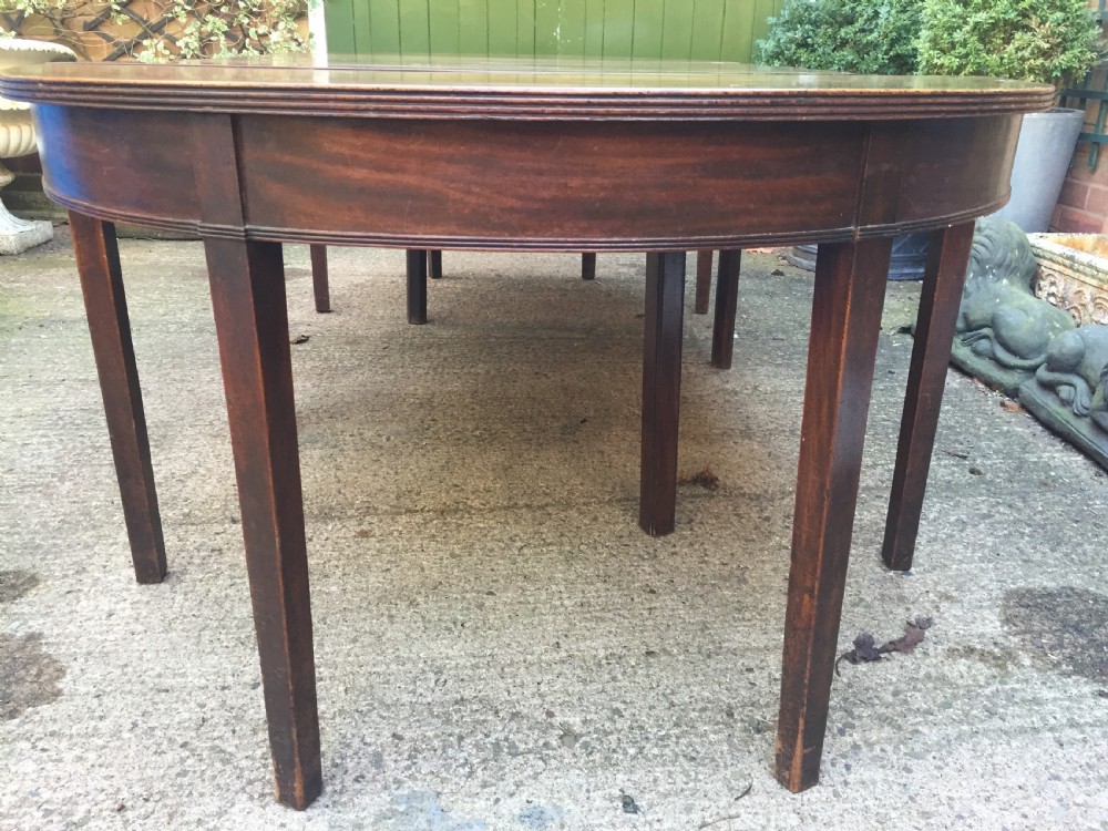 Highly versatile C18th George III period mahogany D-ended dining table with various configuration options in 'as found' country-house condition. View IX