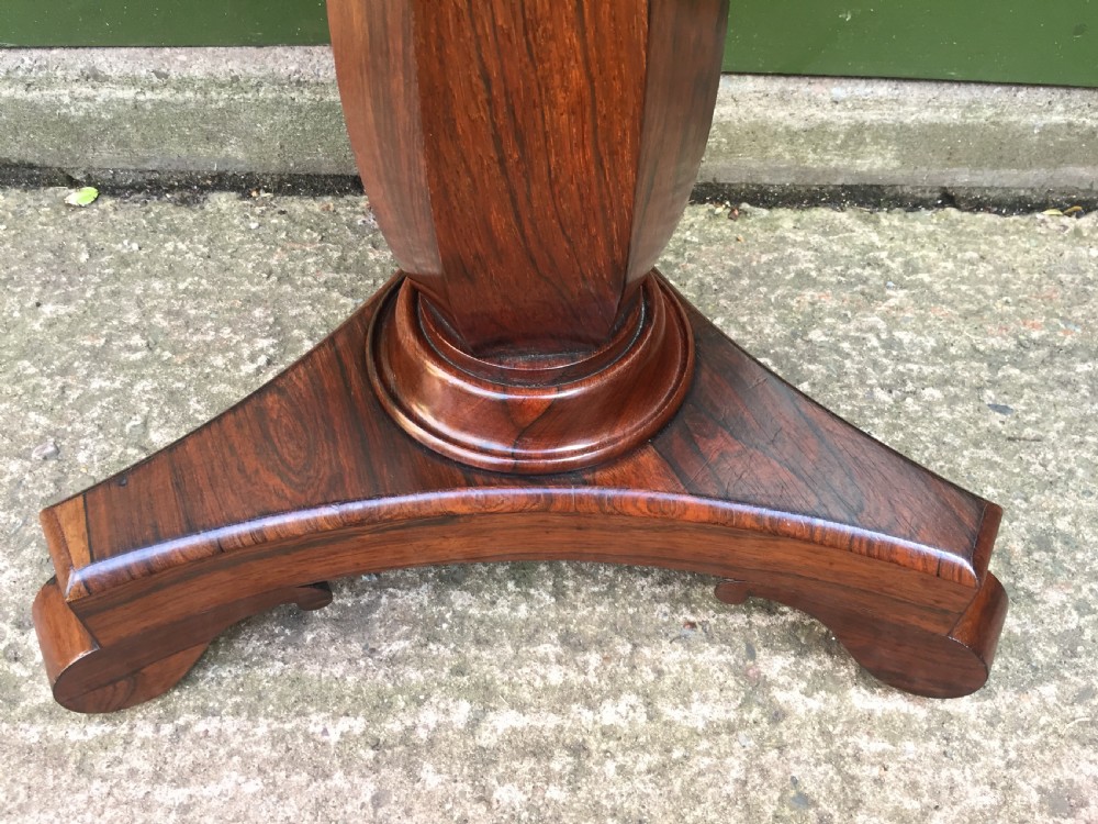 Early C19th George IV period rosewood circular pedestal table of outstanding quality. View X