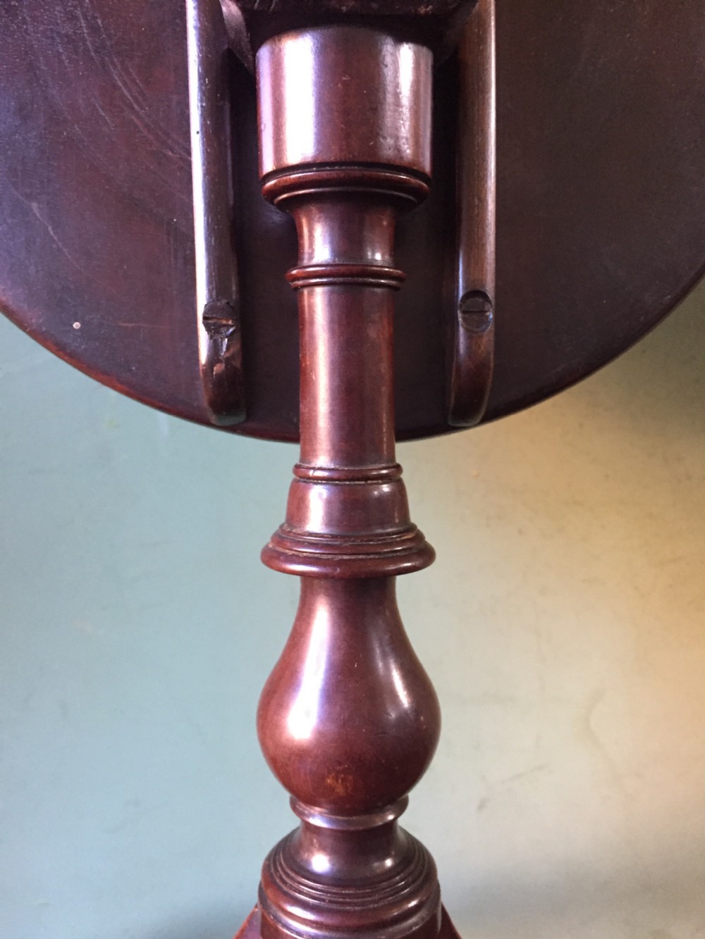 Fine late C18th George III period miniature mahogany tripod-base dish-top table. View VII