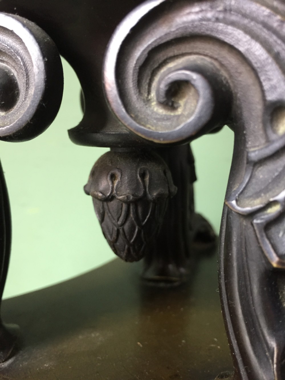 Imposing pair of early C19th French Charles X period bronze lamps on 'rouge griotte' marble bases. View XXI