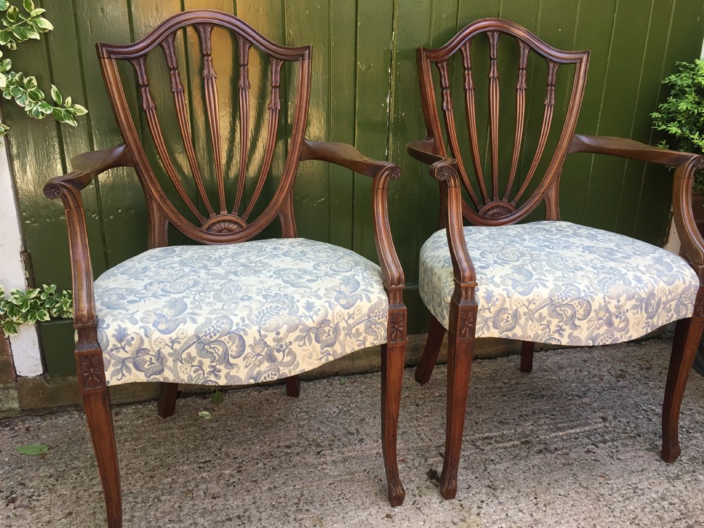 Set of 4 late C19th mahogany armchairs of C18th revival Hepplewhite design. View XXIV