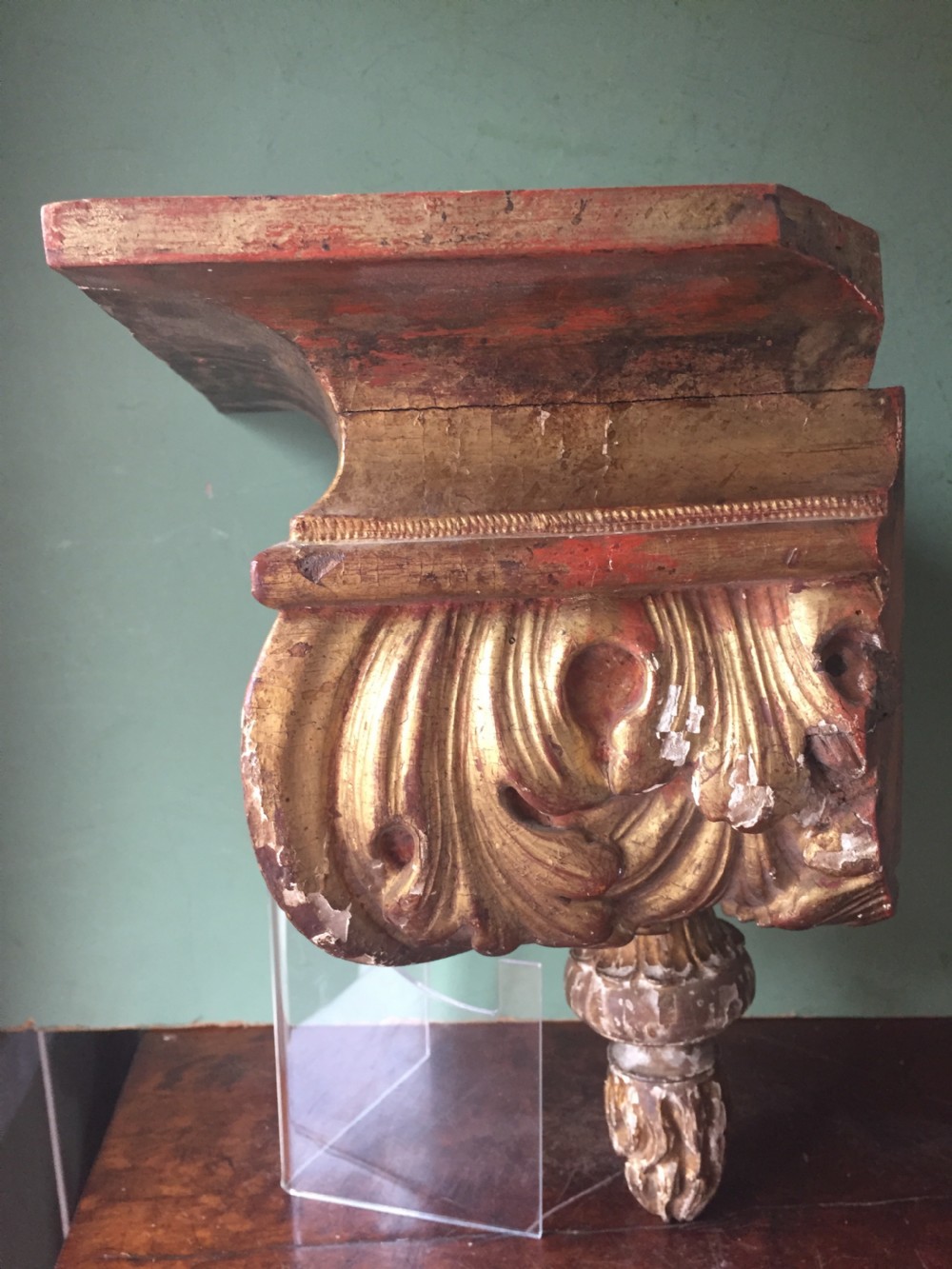 Early C18th Italian carved giltwood display bracket . View V
