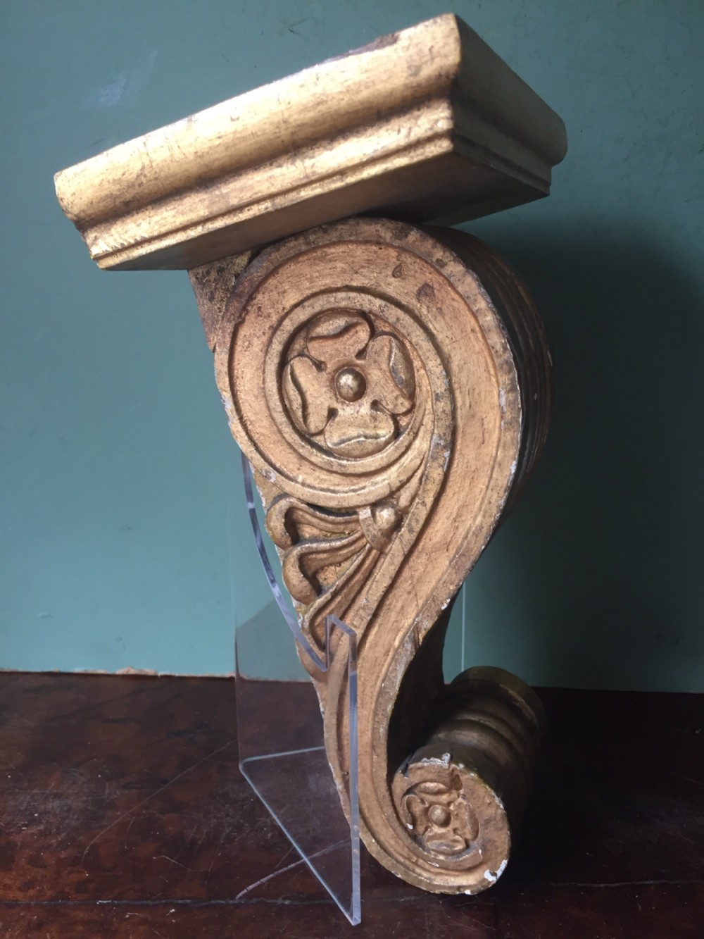 Useful pair of decorative mid C19th giltwood corbel display brackets of classical design. View IV