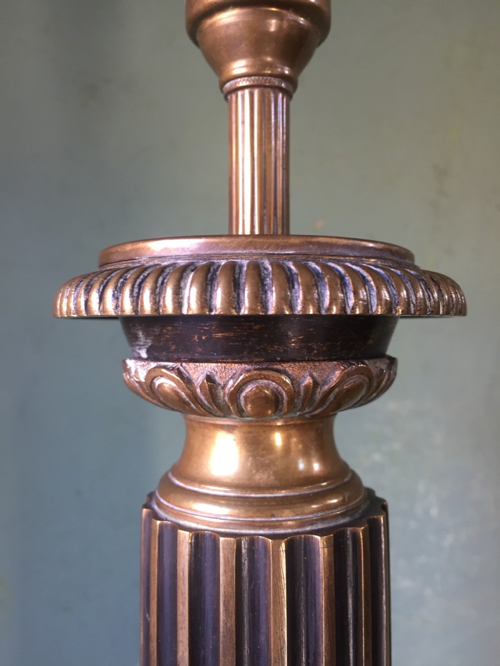 Late C19th French Empire style gilt-brass and tole-peinte table lamp by Hadrot, Paris. View III