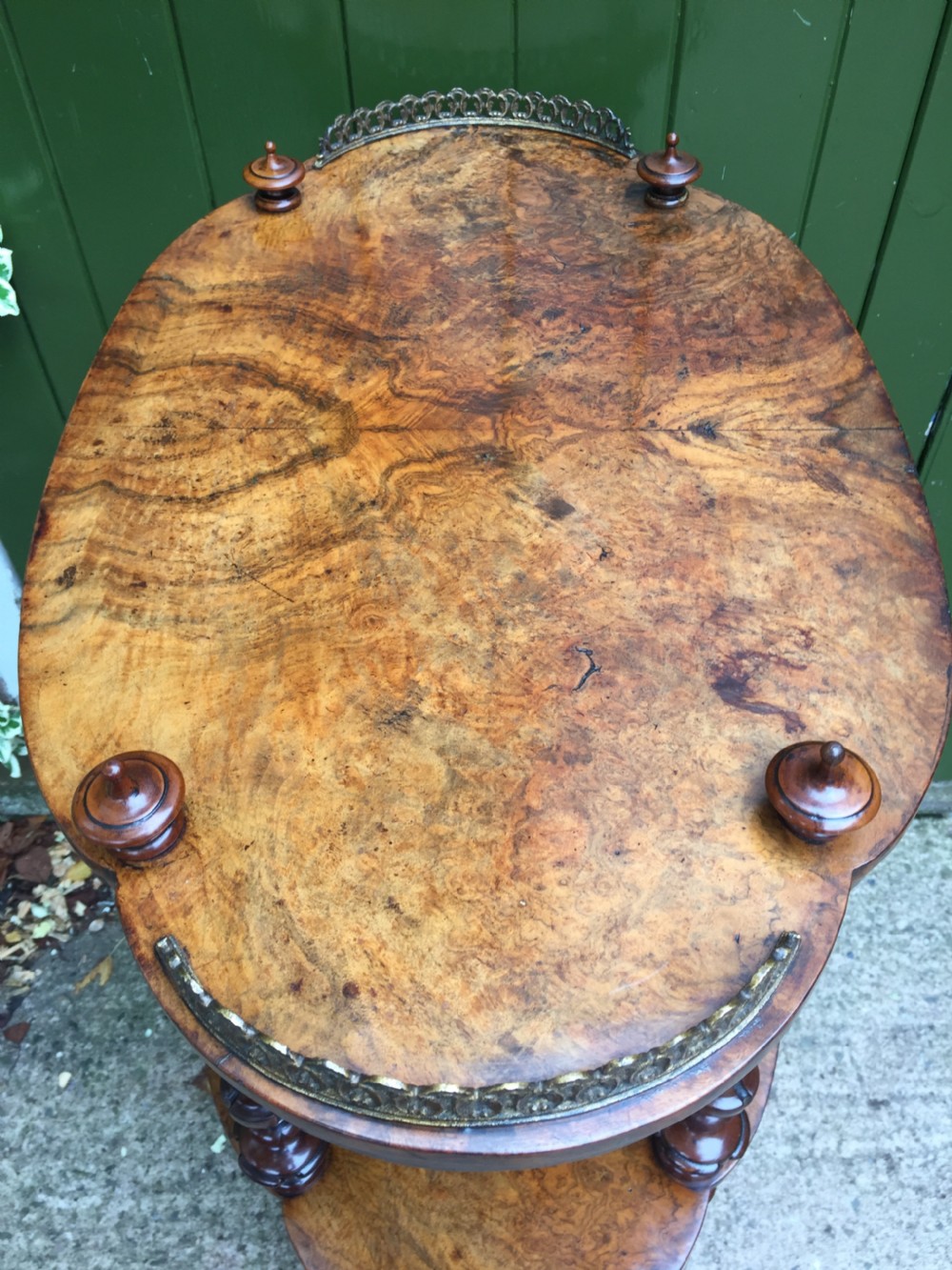 Mid C19th Victorian period burr walnut 3-tier 'whatnot' or etagere  View VII