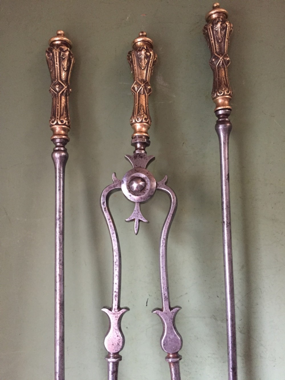 Good set of 3 early C19th George IV period brass-handled steel fire-irons . View V