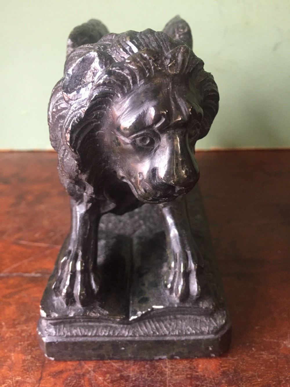 C19th Italian 'Grand Tour' souvenir carved serpentine marble sculpture of the Venetian winged Lion of St.Mark . View IV