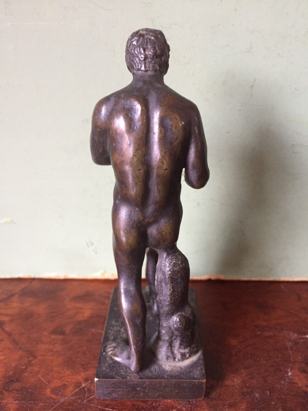 Pair of C19th 'Grand Tour' souvenir miniature bronze figures of Creugas & Damoxenos after Canova. View VII