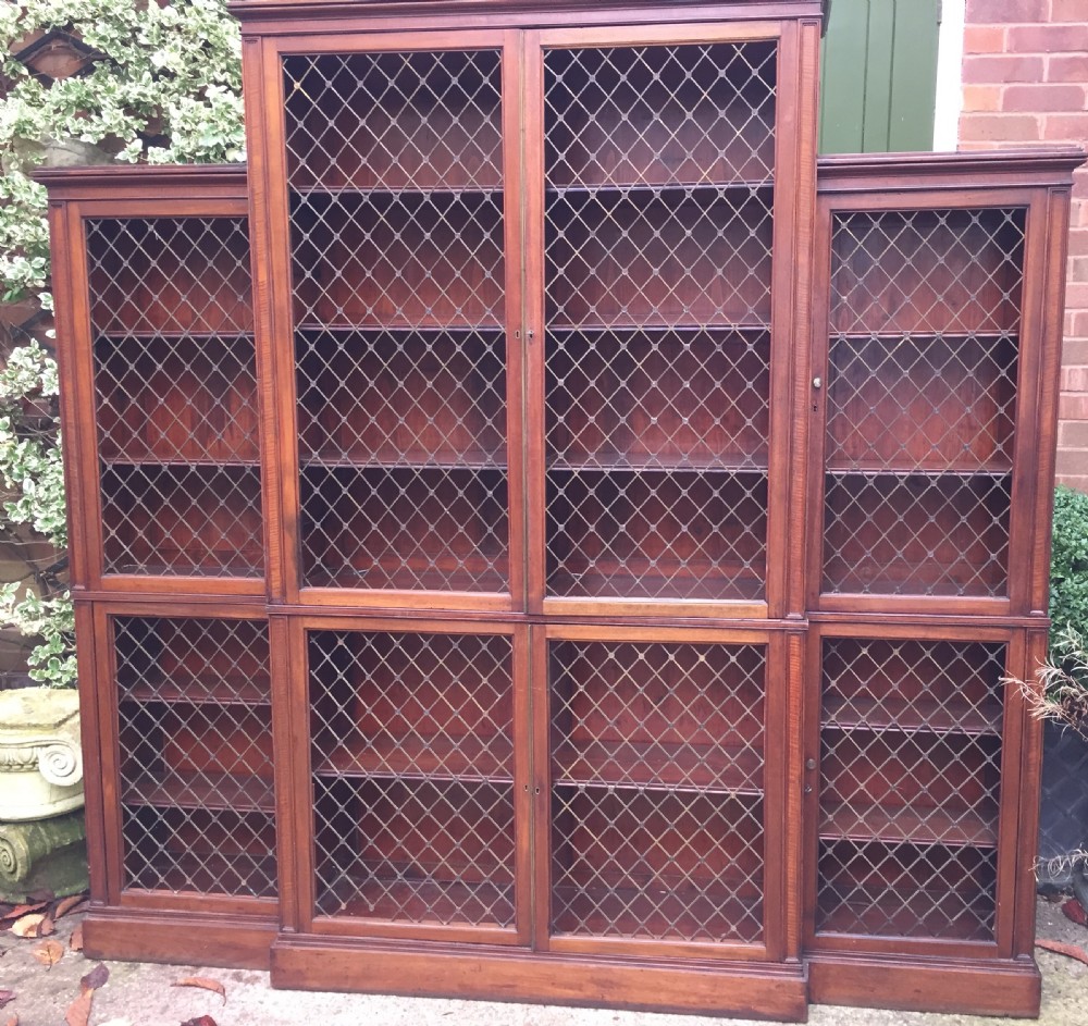 Early C19th Regency period mahogany 'break-front'  library bookcase. View VIII