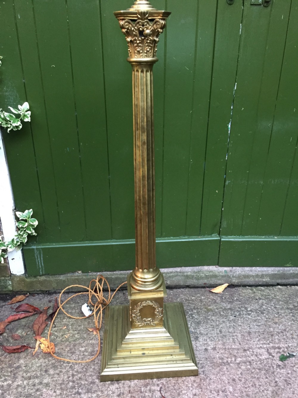 Imposing late C19th/ early C20th Edwardian period brass Corinthian capped fluted column telescopic height standard lamp . View III