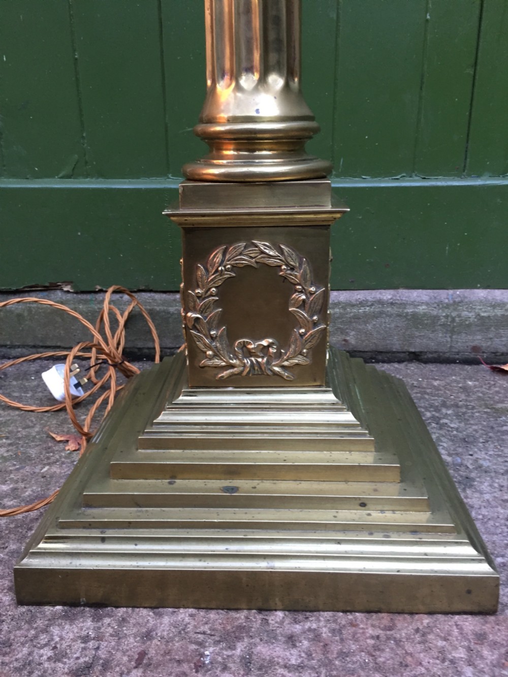 Imposing late C19th/ early C20th Edwardian period brass Corinthian capped fluted column telescopic height standard lamp . View V