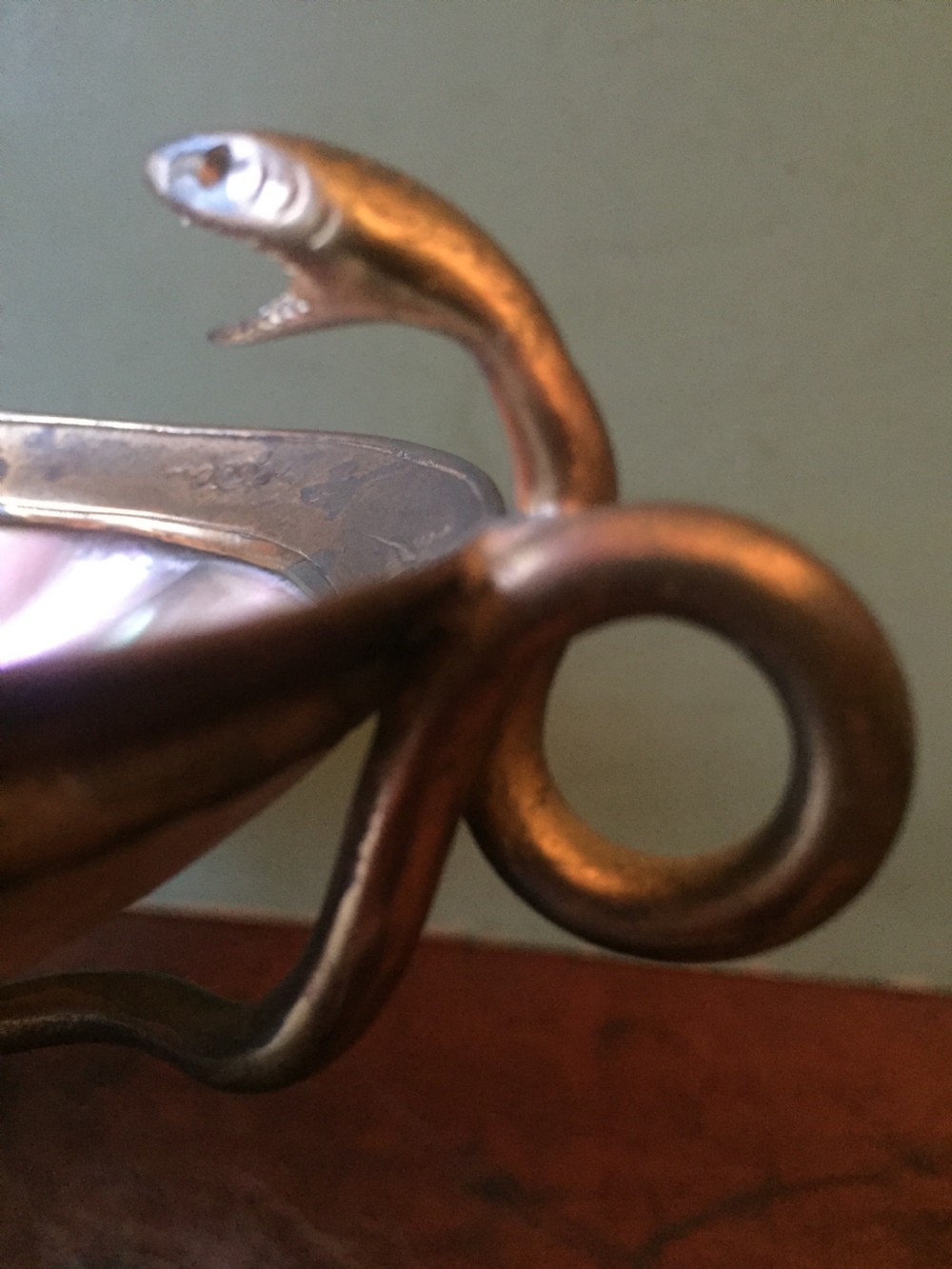 Pair of C19th French gilded bronze and shell dished tazzas or bonbonières. View VI