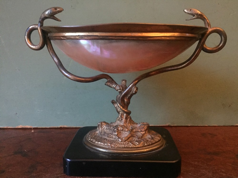 Pair of C19th French gilded bronze and shell dished tazzas or bonbonières. View VII
