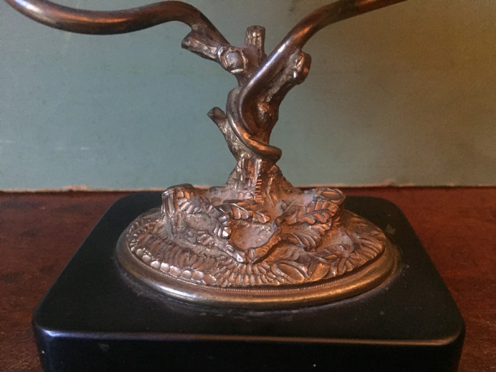 Pair of C19th French gilded bronze and shell dished tazzas or bonbonières. View VIII