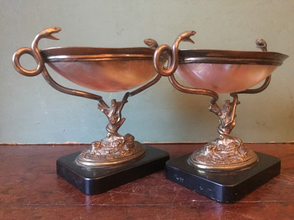Pair of C19th French gilded bronze and shell dished tazzas or bonbonières. View XV
