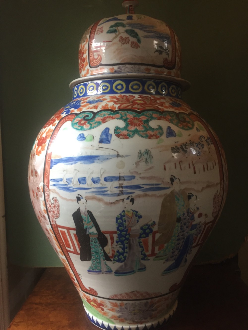 Large late C19th Japanese Arita porcelain vase and cover decorated in the Imari palette. View IV