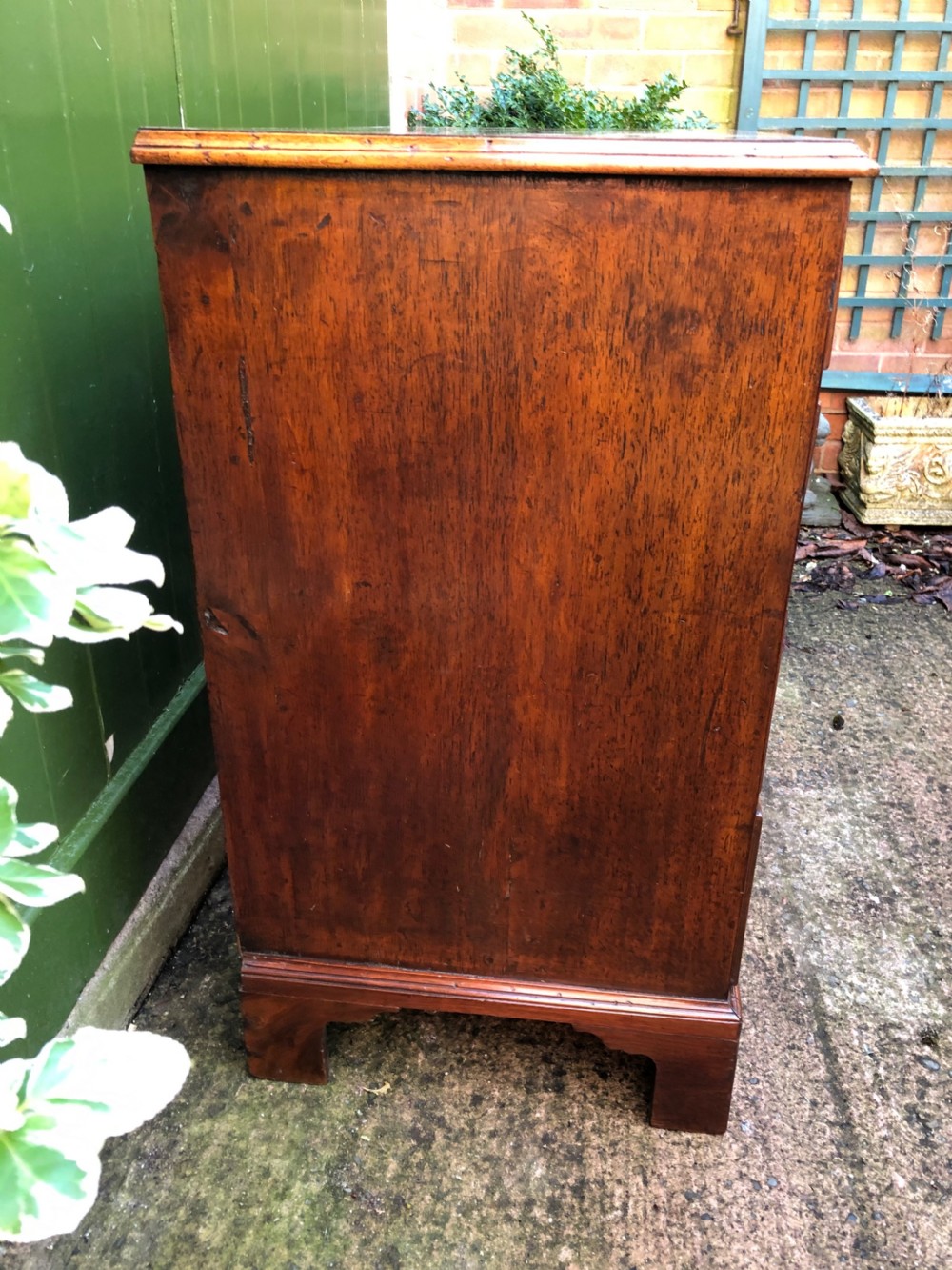 Late C18th George III period mahogany chest-of-drawers of good colour and proportions. View IX