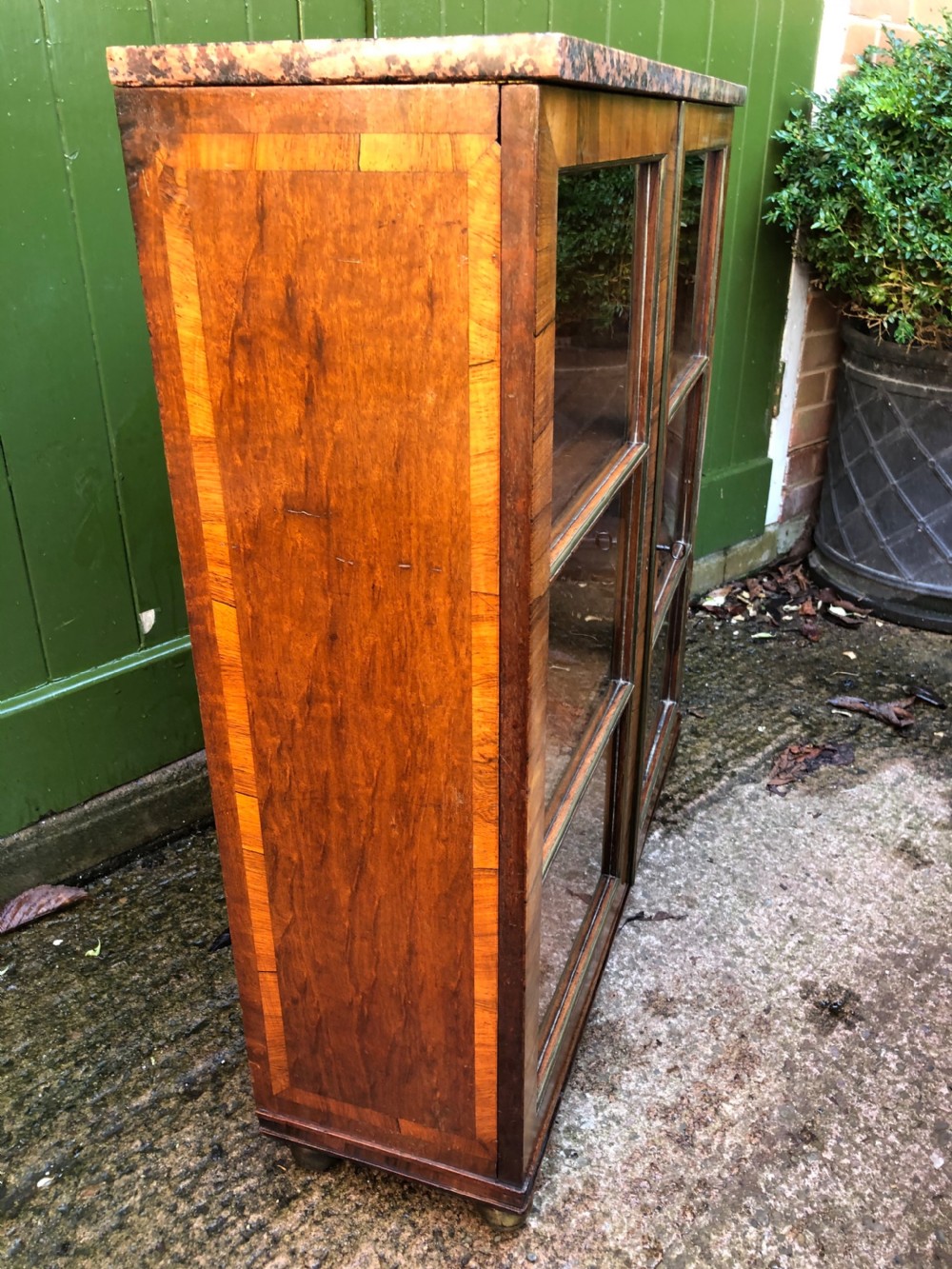 Early C19th Regency period rosewood and mahogany glazed ‘dwarf ‘ bookcase cabinet. View VIII