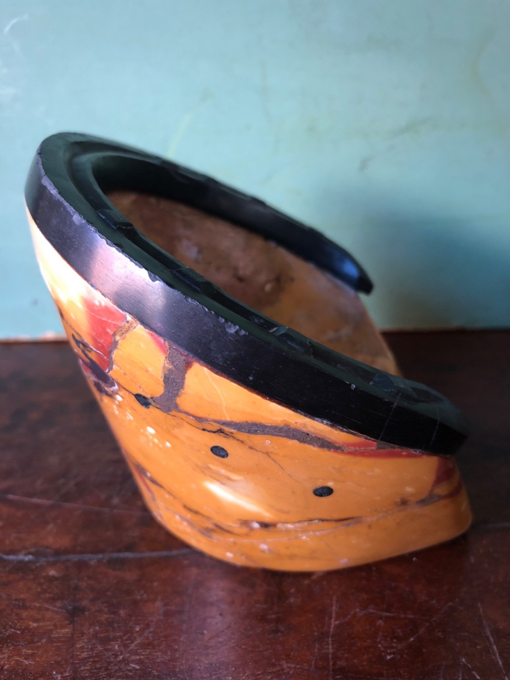 Unusual late C19th carved Italian marble desk-top paperweight of a horse’s hoof and shoe. View XXV