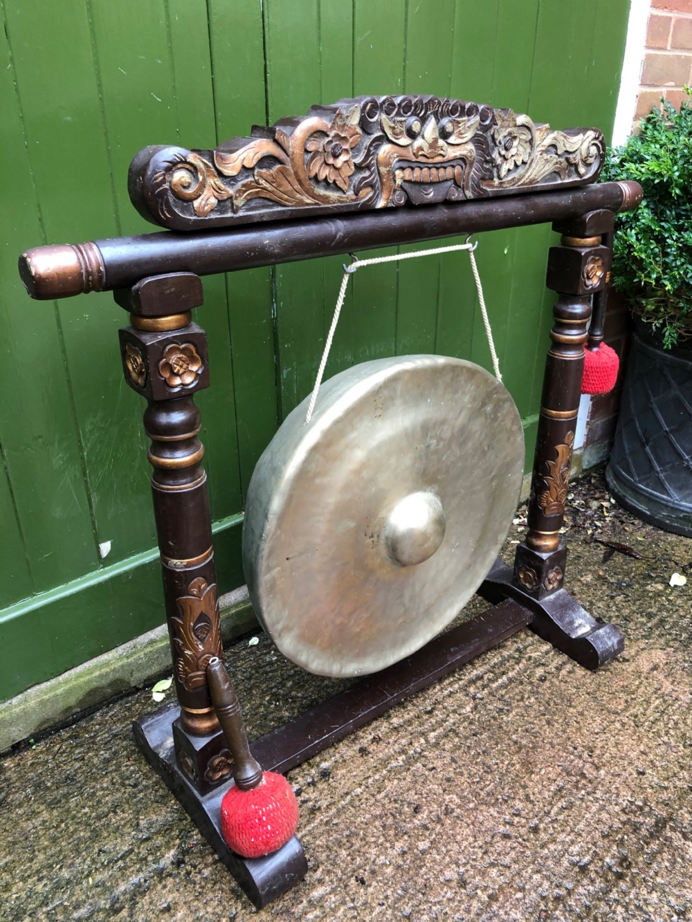 Early C20th Chinese temple-style bronze gong on lacquered stand . View XI