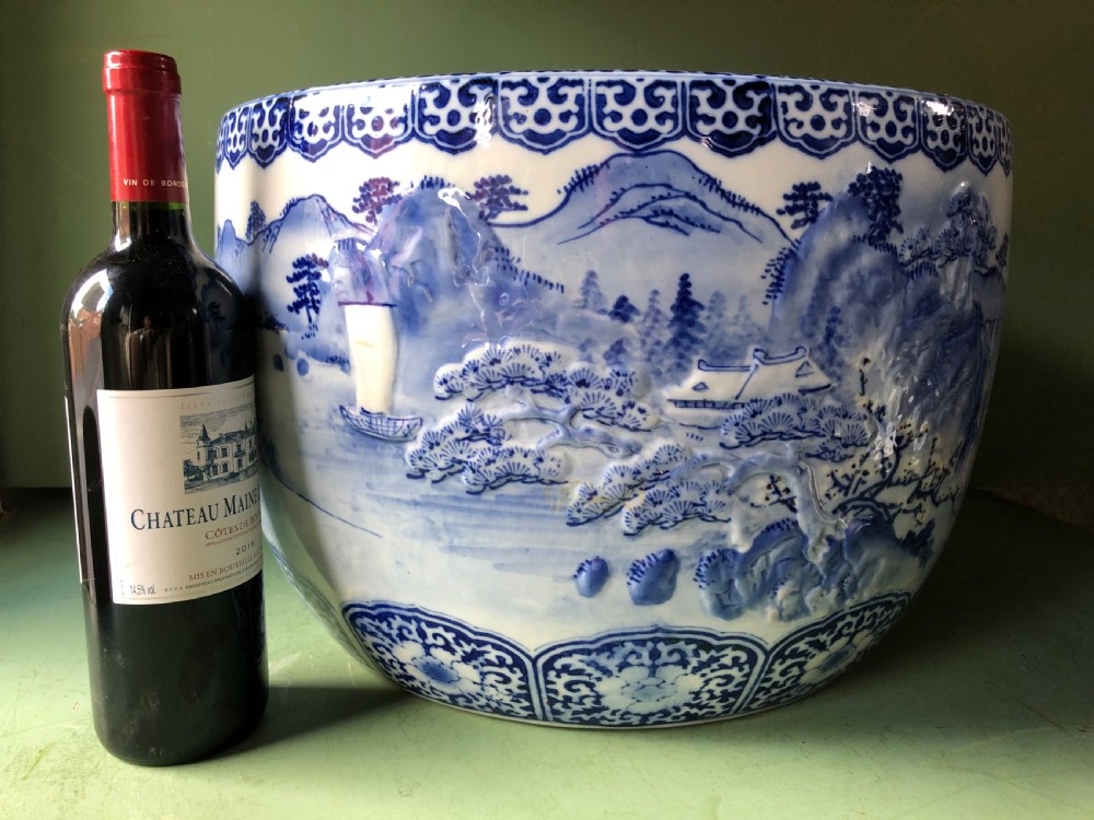 Large late C19th Japanese Meiji period porcelain jardiniere or fish-bowl . View XII