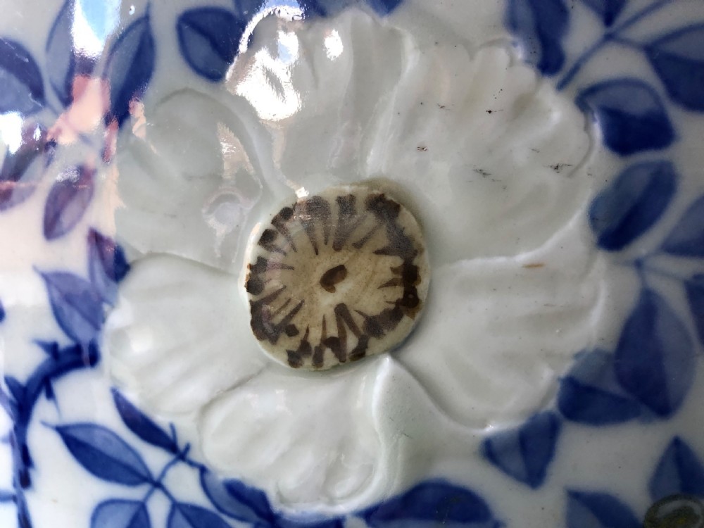 Large late C19th Japanese porcelain jardiniere or ‘fish-bowl’ with blue and white floral decoration. View VI
