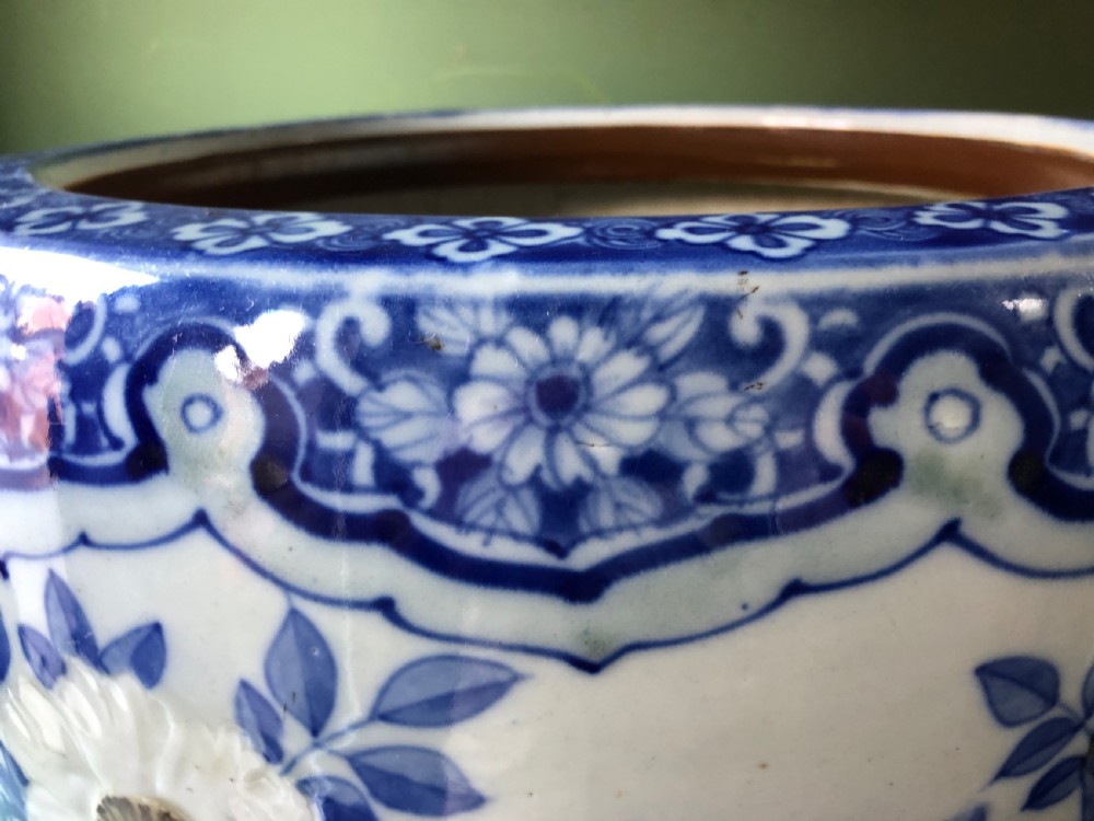 Large late C19th Japanese porcelain jardiniere or ‘fish-bowl’ with blue and white floral decoration. View VII