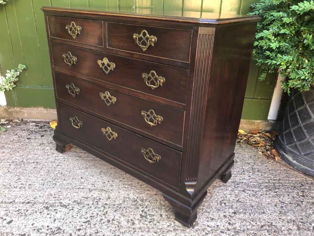 Mid C18th early George III Chippendale period mahogany chest of drawers. View X