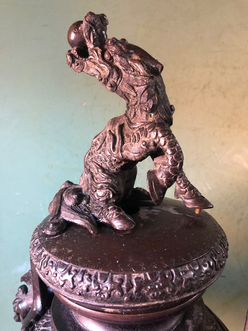 Late C19th Japanese Meiji period (1868-1912)  bronze ‘Koro’ or incense-burner. View XXV
