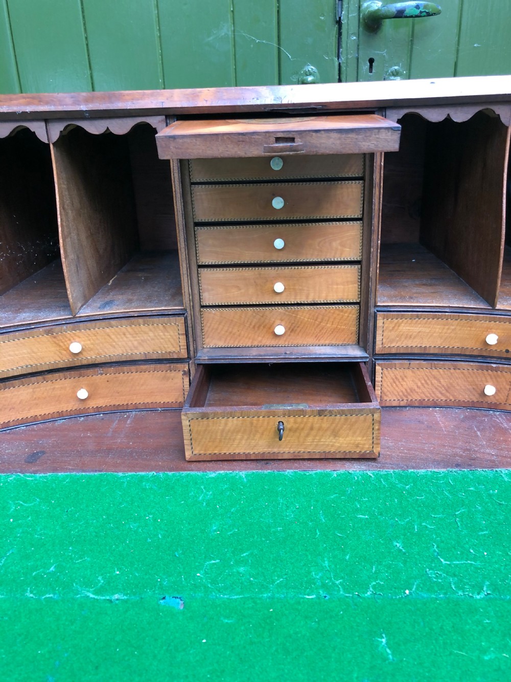 Late C18th mahogany Sheraton period  ‘estate’ bureau of impressive scale and proportions. View VI