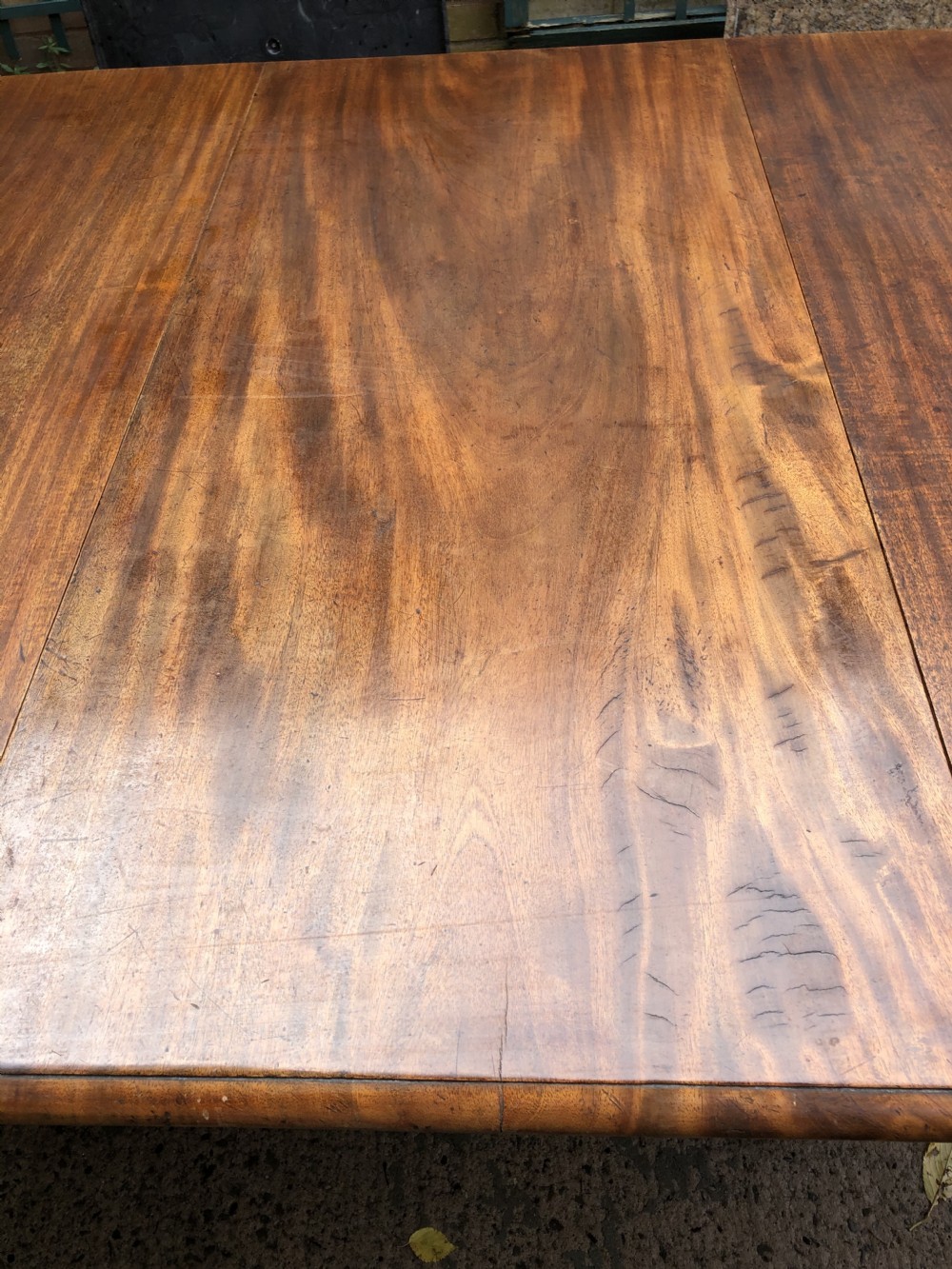 Fine early C19th Regency period mahogany twin-pillar dining table. View XXVII