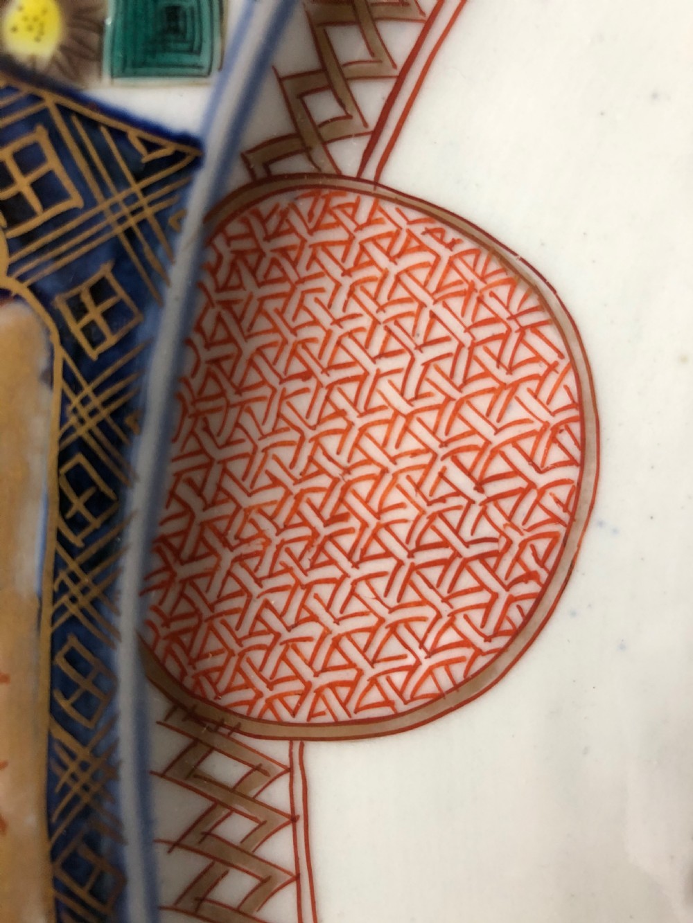 Late C19th Japanese Meiji period porcelain charger decorated in the Imari palette. View XV
