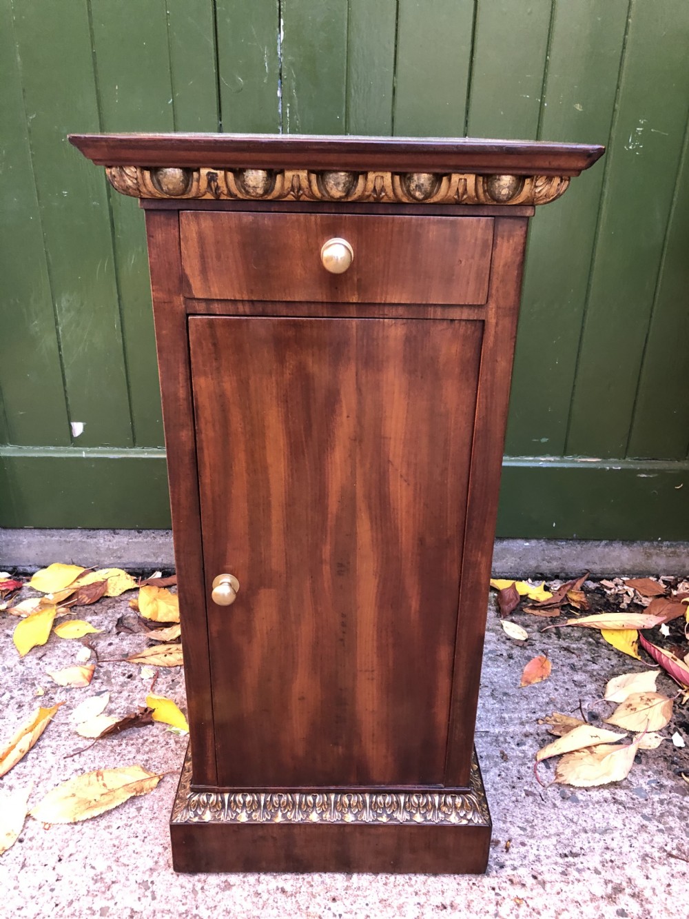 Early C19th Italian mahogany and carved parcel-gilt marble-topped pedestal bedside  cupboard. View XVI