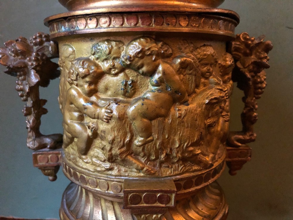 Late C19th French Napoleon III period ormolu bronze ‘Bacchus’ urn or wine-cooler in the style of Clodion. View VIII